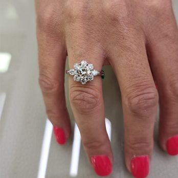 Anello Caruso con diamanti taglio brillante | Gioielleria Caruso Napoli